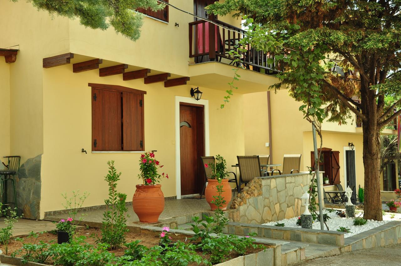 Mani Villas Скала-Сотирос Экстерьер фото